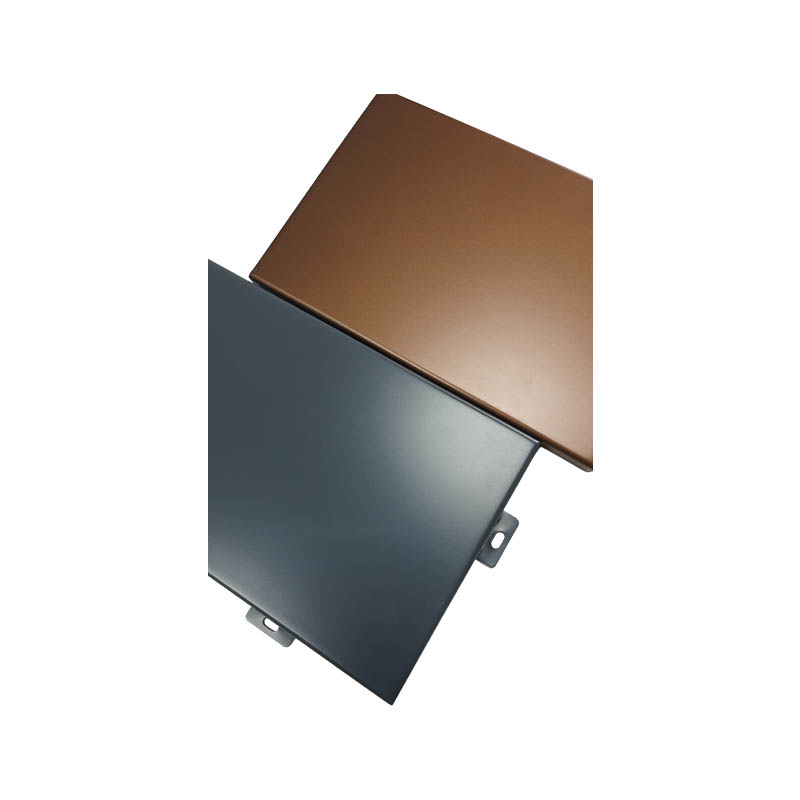 How can welding defects such as cracks be avoided when welding aluminum single panels?